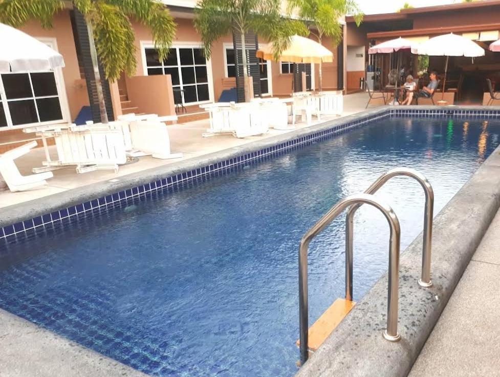 4 Palms Resort Bang Sare Dış mekan fotoğraf