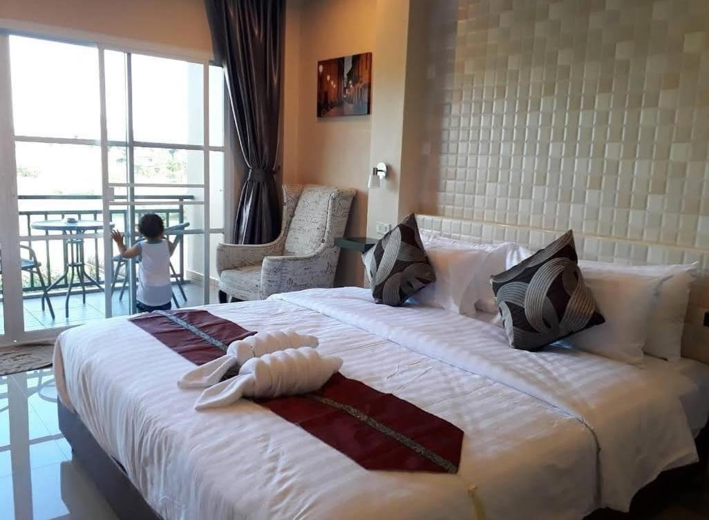 4 Palms Resort Bang Sare Dış mekan fotoğraf